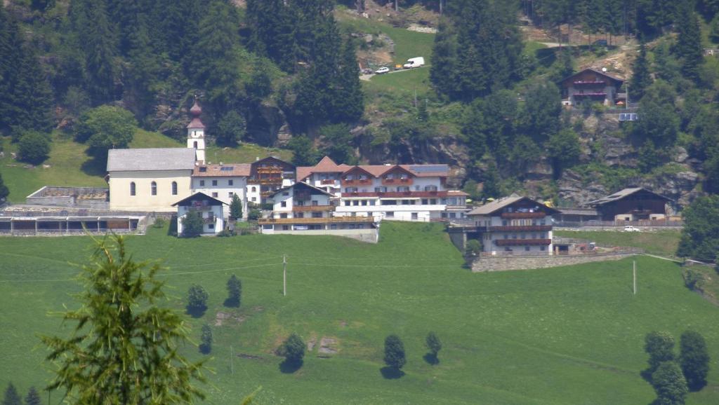 Hotel Stullerhof Stulles Esterno foto